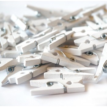 Mini klamerki dekoracyjne / BIAŁE 2,5 cm /100 szt. Mini klamerki dekoracyjne / BIAŁE 2,5 cm /100 szt.